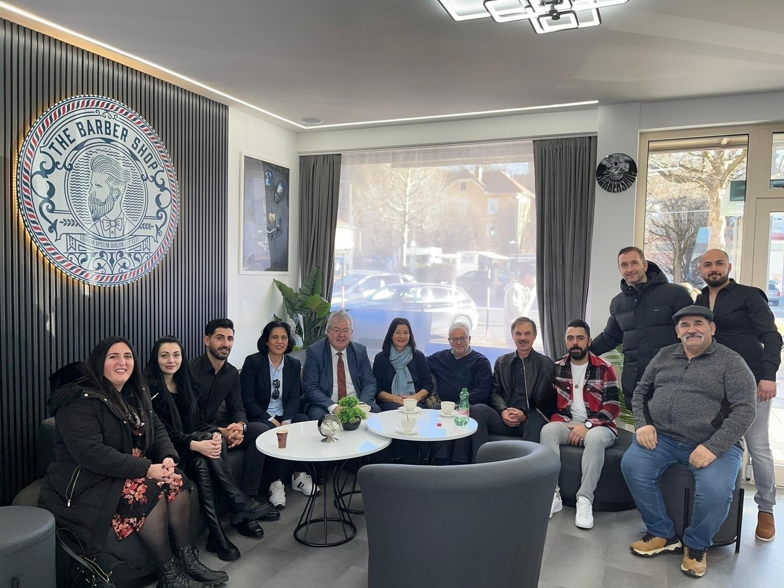 Barbershop_ret.jpg Barbershop_ret.jpg