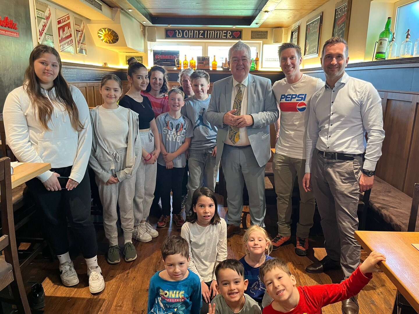 Flurreinigung1.jpg Flurreinigung1.jpg