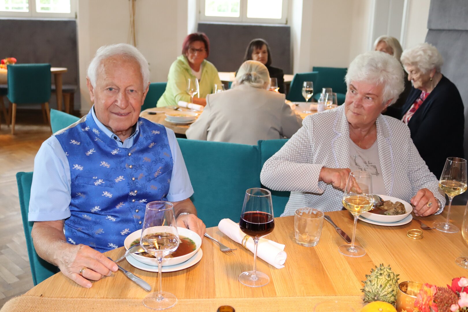 Geburtstagsessen_Oktober11.jpg Geburtstagsessen_Oktober11.jpg