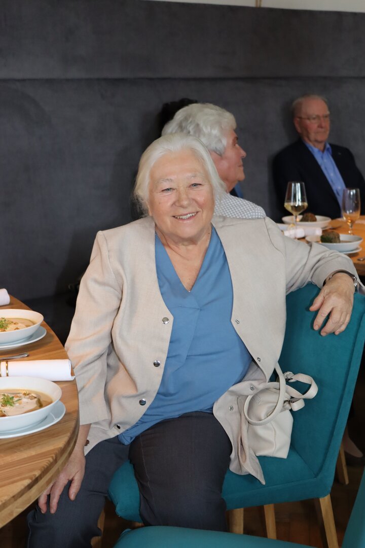 Geburtstagsessen_Oktober5.jpg Geburtstagsessen_Oktober5.jpg