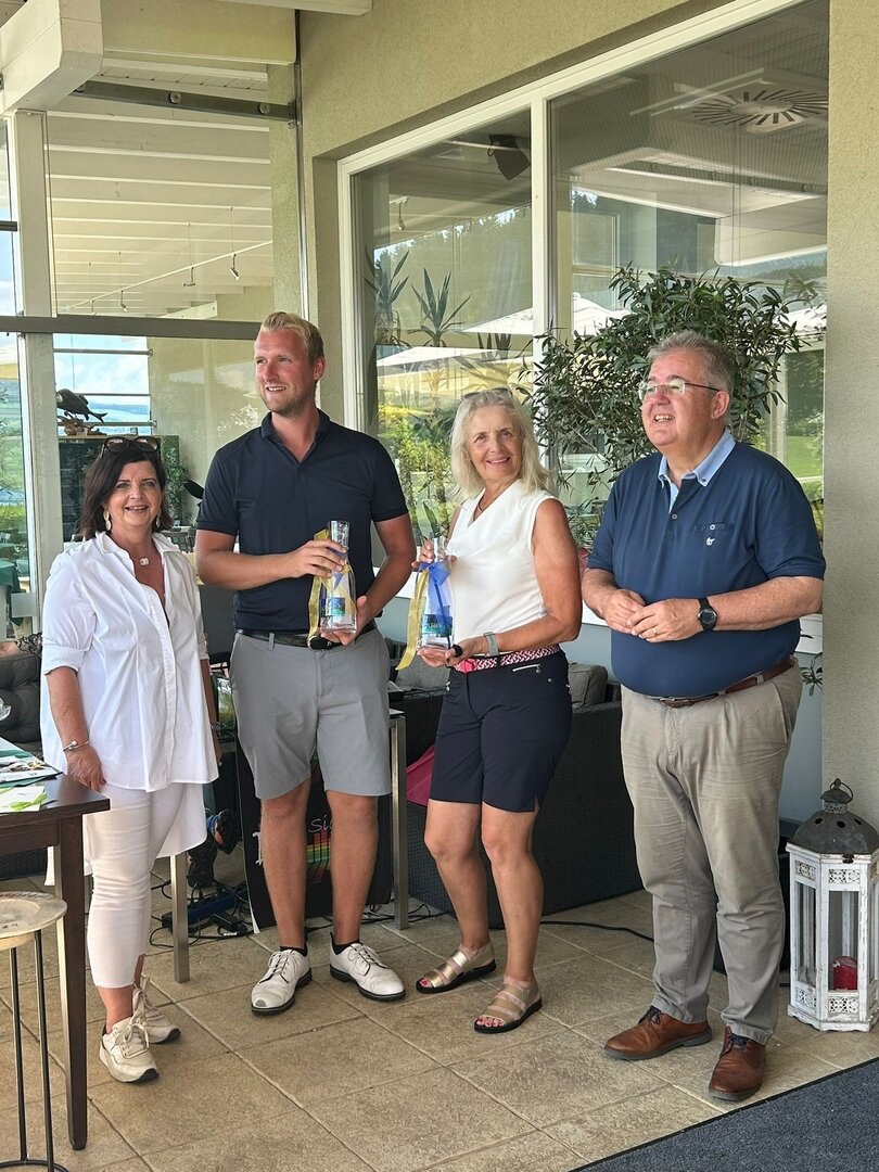 Golfturnier12.jpg Golfturnier12.jpg