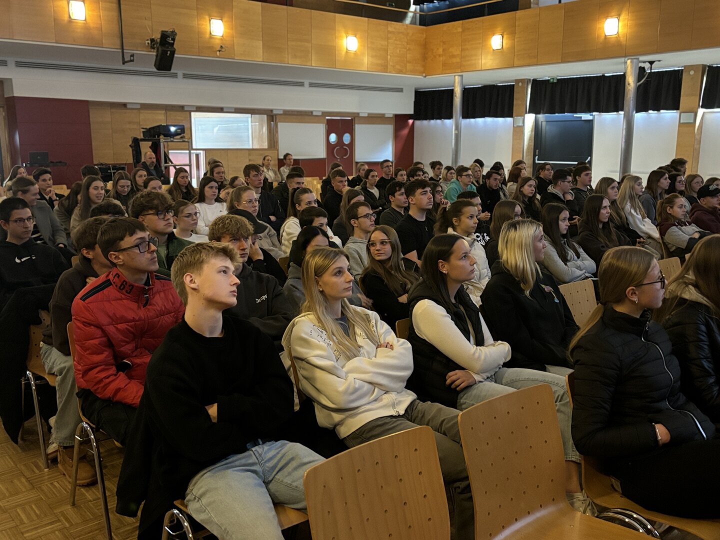 IMG_1241.jpg IMG_1241.jpg