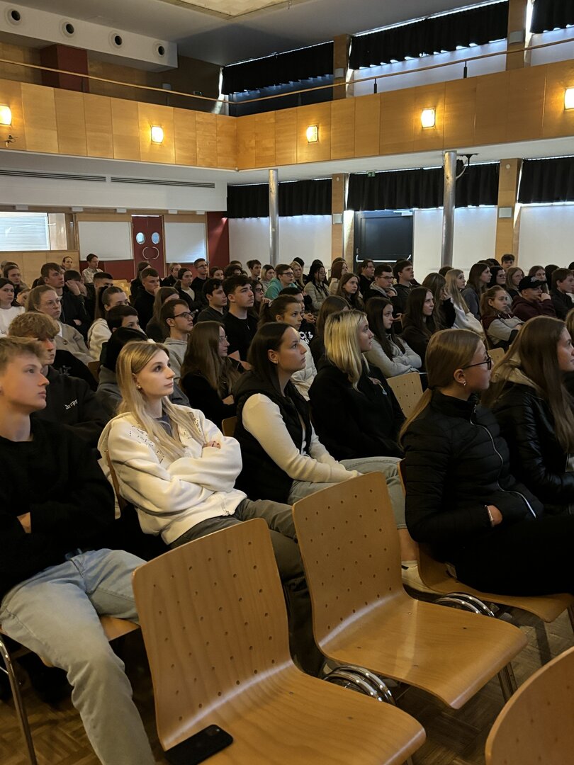 IMG_1243.jpg IMG_1243.jpg