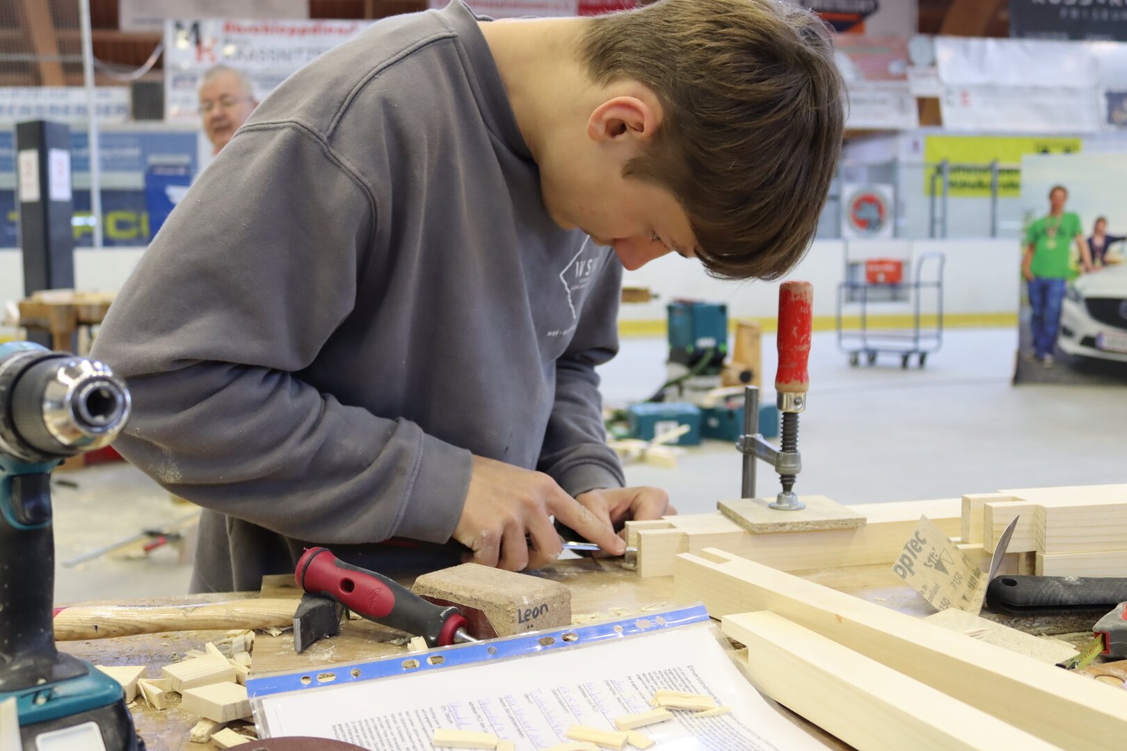 Tischlerwettbewerb1.jpg Tischlerwettbewerb1.jpg