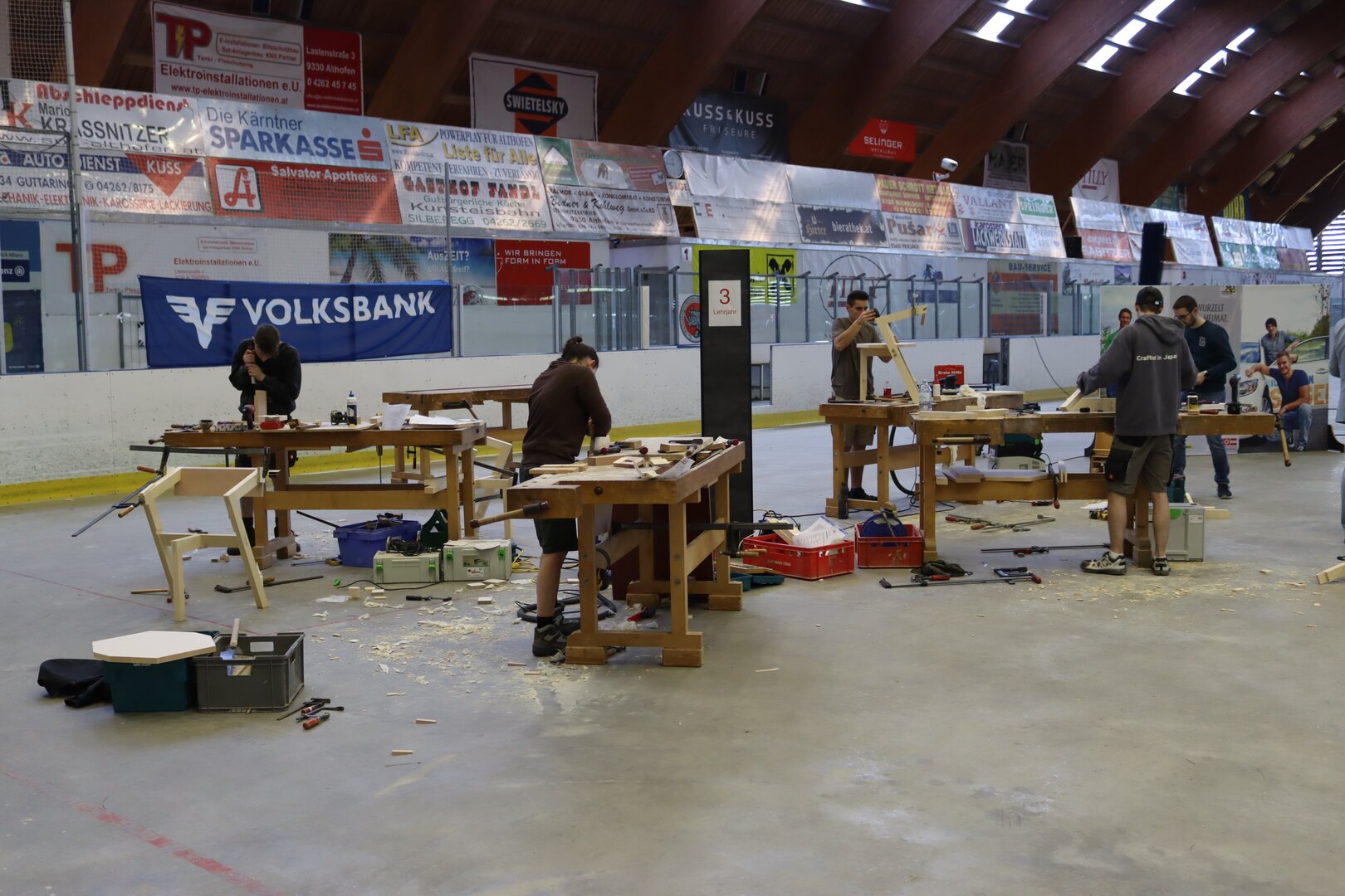 Tischlerwettbewerb6.jpg Tischlerwettbewerb6.jpg