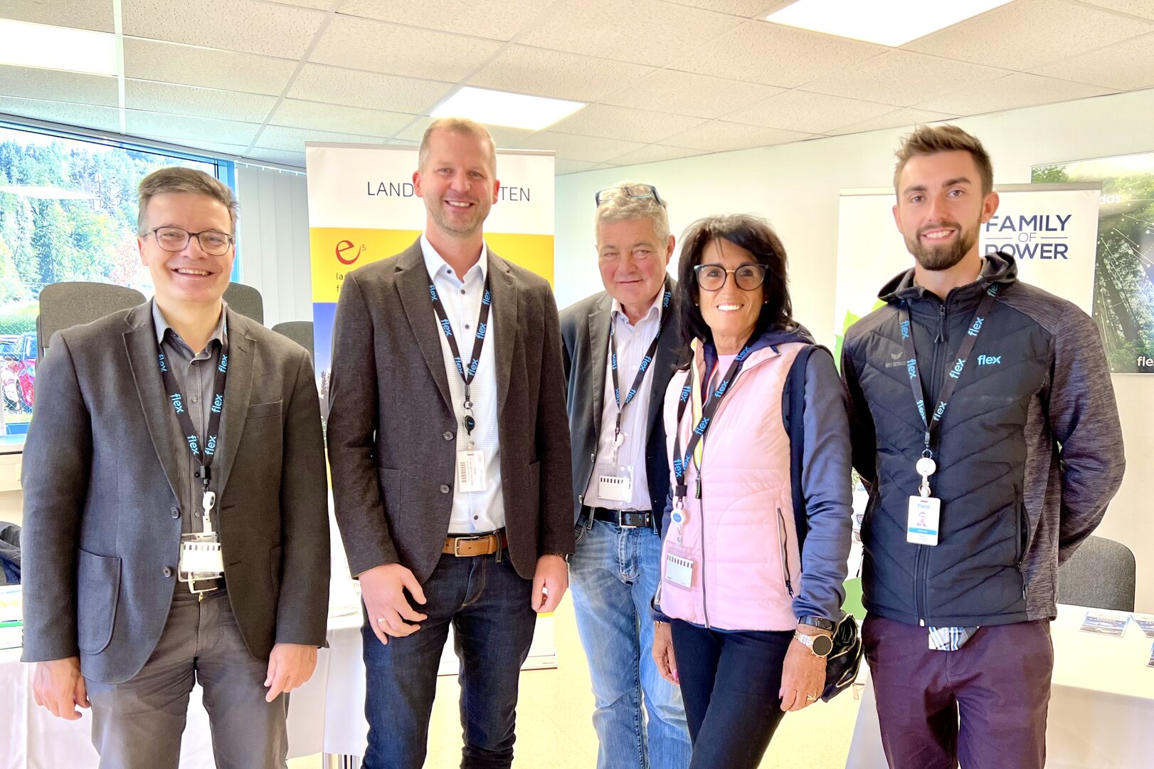 Stadtrat Wolfgang Leitner, Flex-Geschäftsführer Martin Reiner, Ersatz-Gemeinderat Siegbert Schönfelder, Gemeinderätin Silvia Zeißler und Marko Vigele Stadtrat Wolfgang Leitner, Flex-Geschäftsführer Martin Reiner, Ersatz-Gemeinderat Siegbert Schönfelder, Gemeinderätin Silvia Zeißler und Marko Vigele