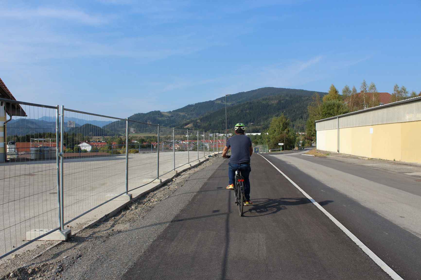 Geh- und Radweg Krappfelder Straße (Foto: Stadtgemeinde Althofen)